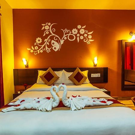 Hotel Vision Safari Pvt Ltd Sauraha Exterior foto