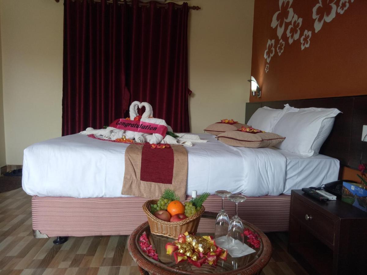 Hotel Vision Safari Pvt Ltd Sauraha Exterior foto